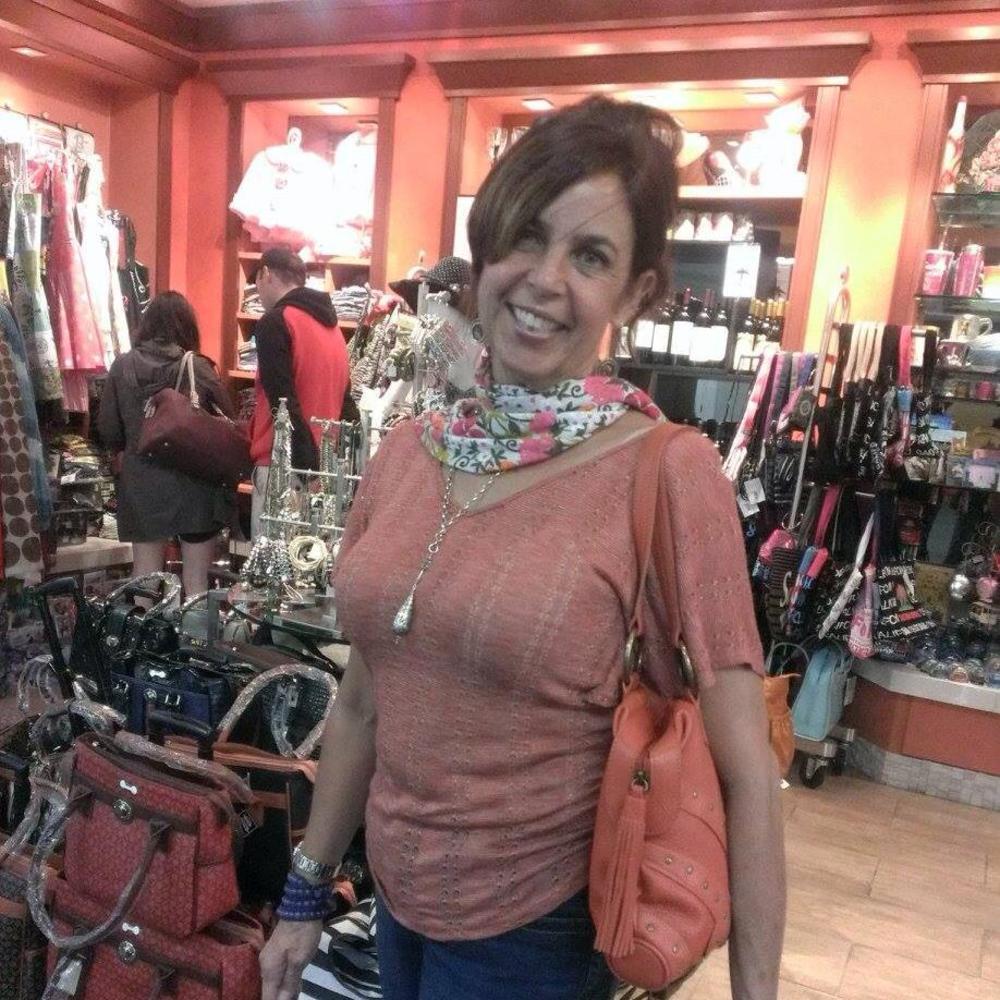 Meet your Posher, Iva